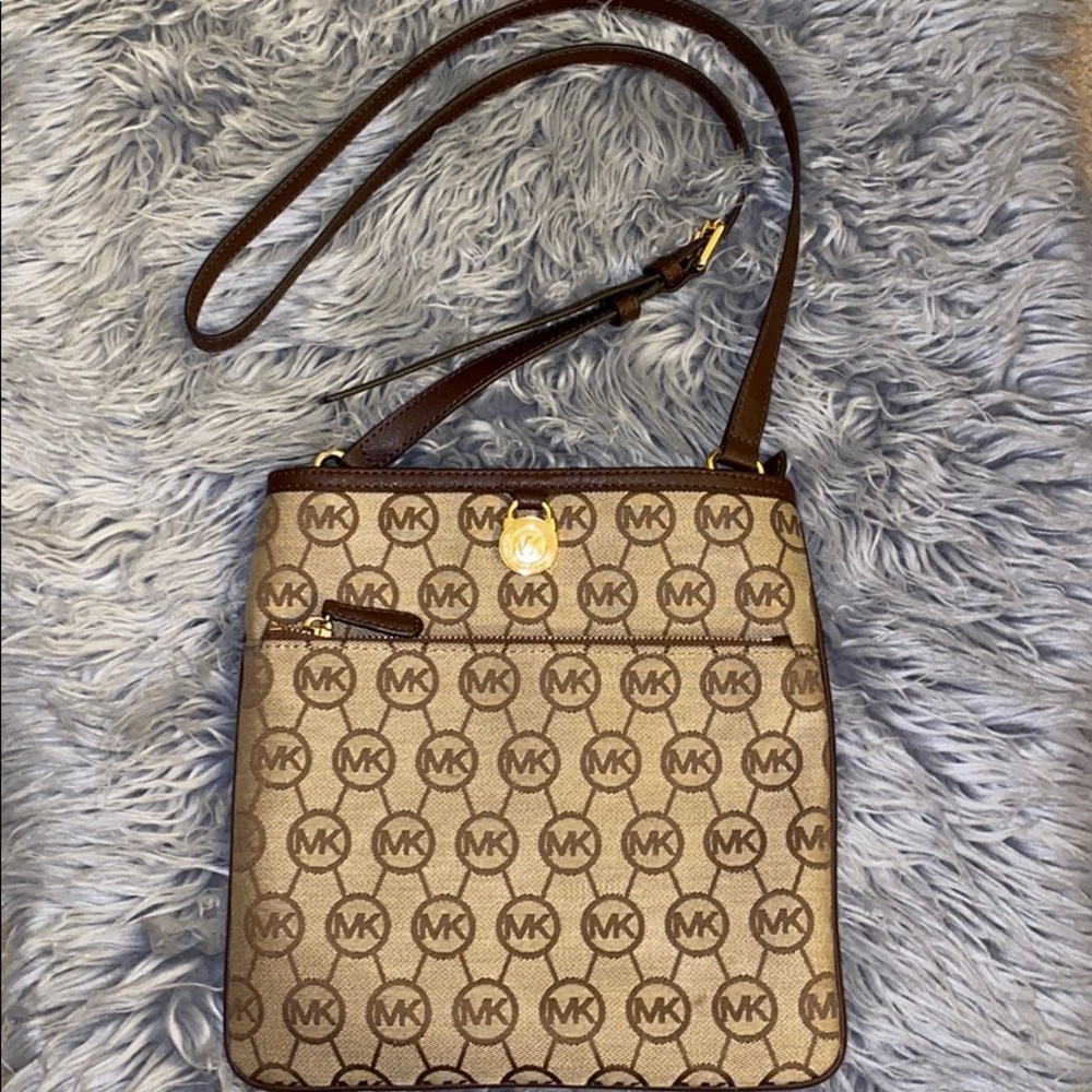 Michael Kors Crossbody